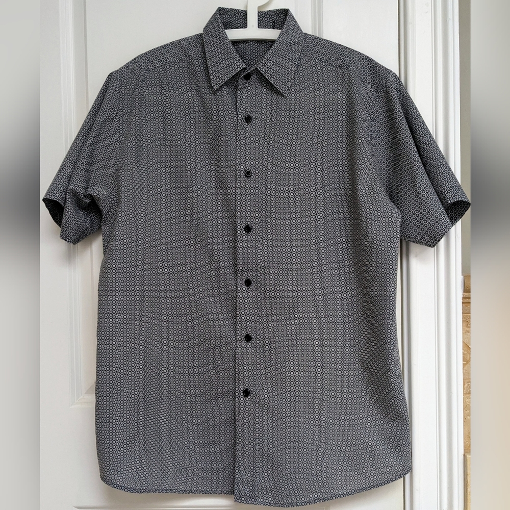 Excellent condition Men's Short sleeves Button Down - size M